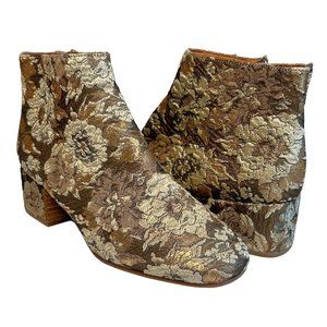 Gentle Souls by Kenneth Cole Ella Gold Tapestry Boots
